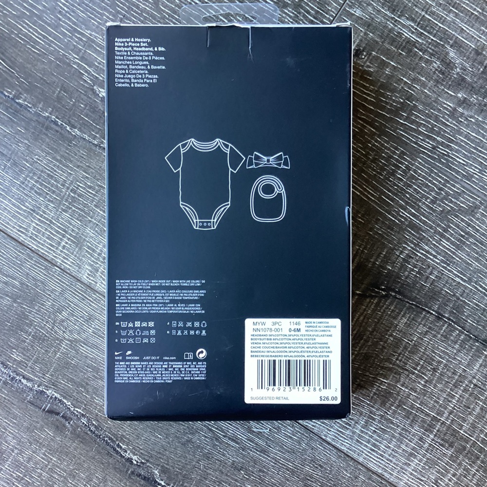 NIB Nike Baby Girl 4-Piece Bundle: Force 1 Crib Shoes & 3-Pc Bodysuit Set - Picture 6 of 6